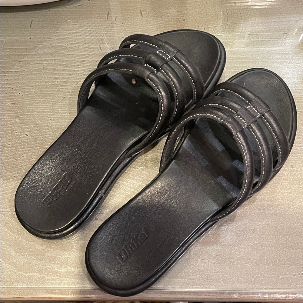 Tiara Slide sandals by Olukai